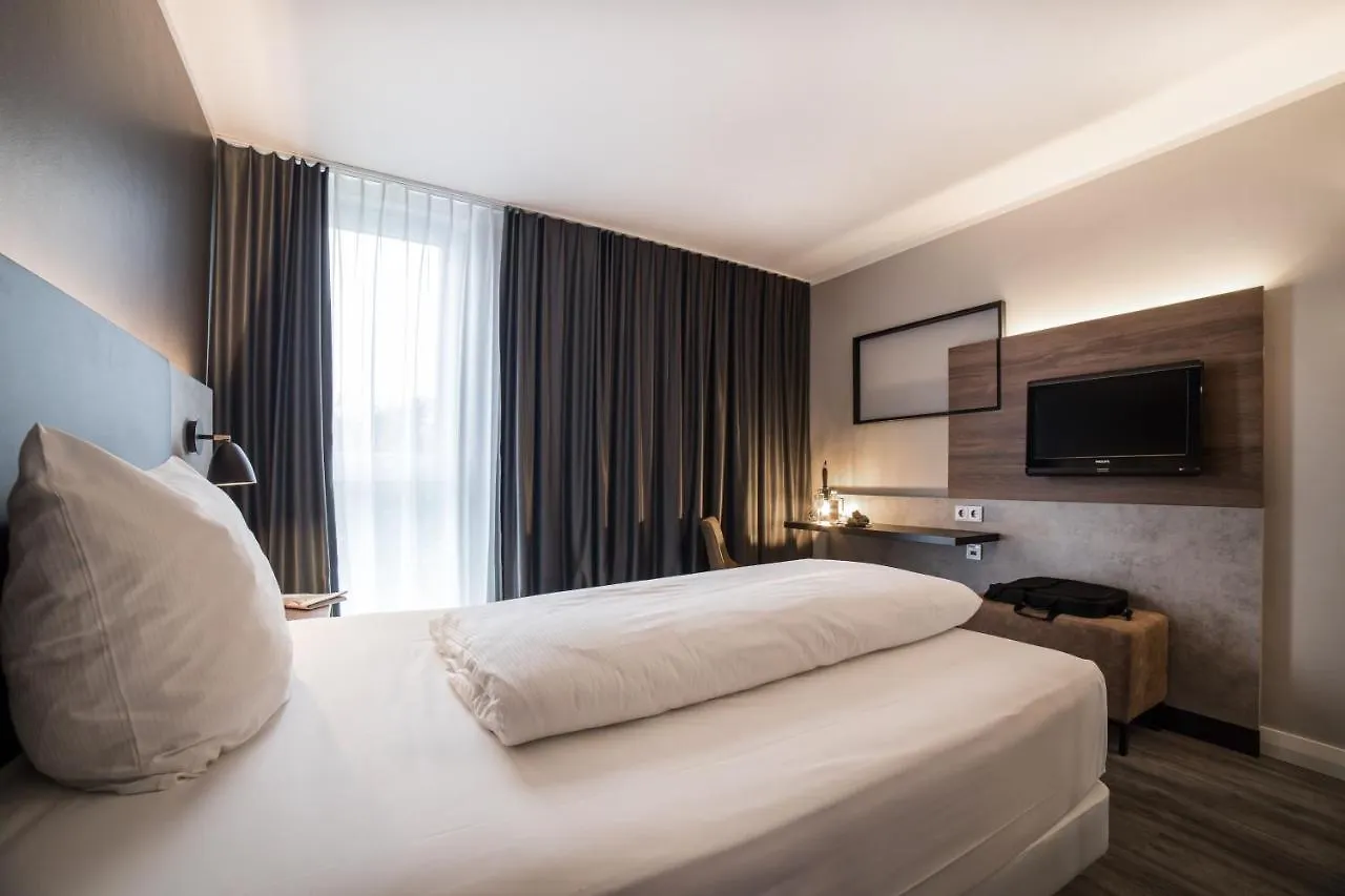 ****  Scotty & Paul Hotel Deggendorf Tyskland